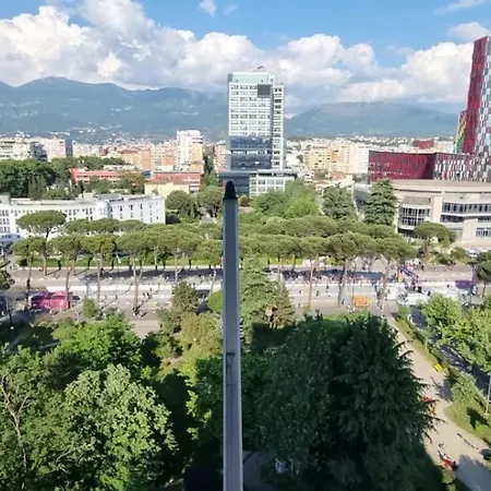 Grand Boulevard * Tirana