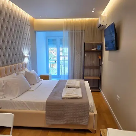 Grand Boulevard Apartment